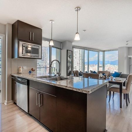 Stunning 2 Bedroom Condo With Downtown Views!!! Ванкувер Екстер'єр фото